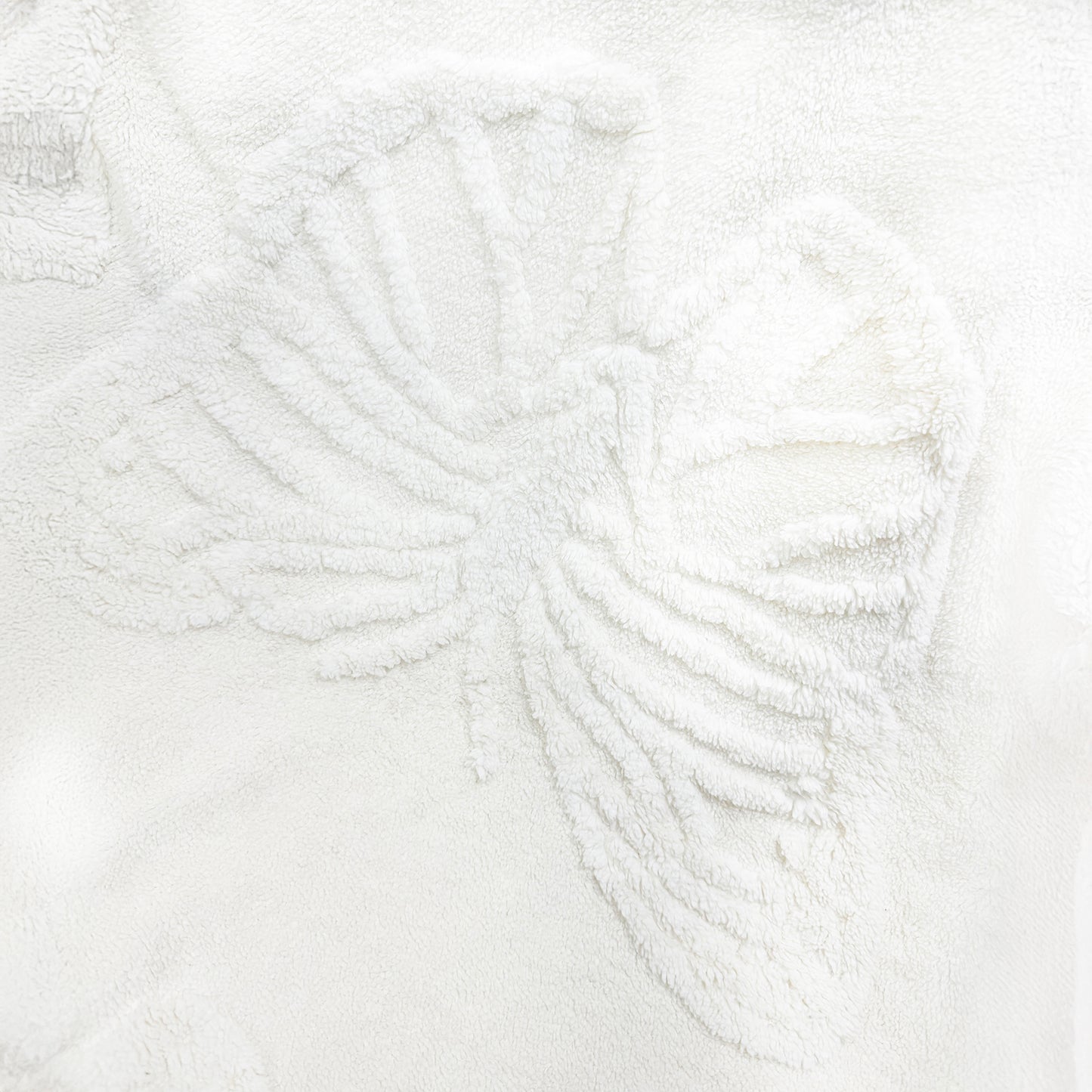 Fluffery 3D Butterfly Flannel Blanket, Queen Size (60" x 80" / 152 x 203 cm)