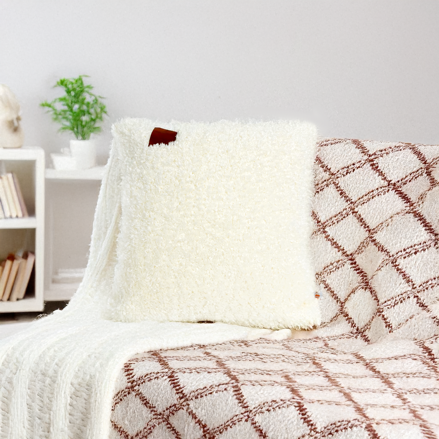 Texlina Cozy Teddy Throw Pillow, White (18" x 18" / 45 x 45 cm)
