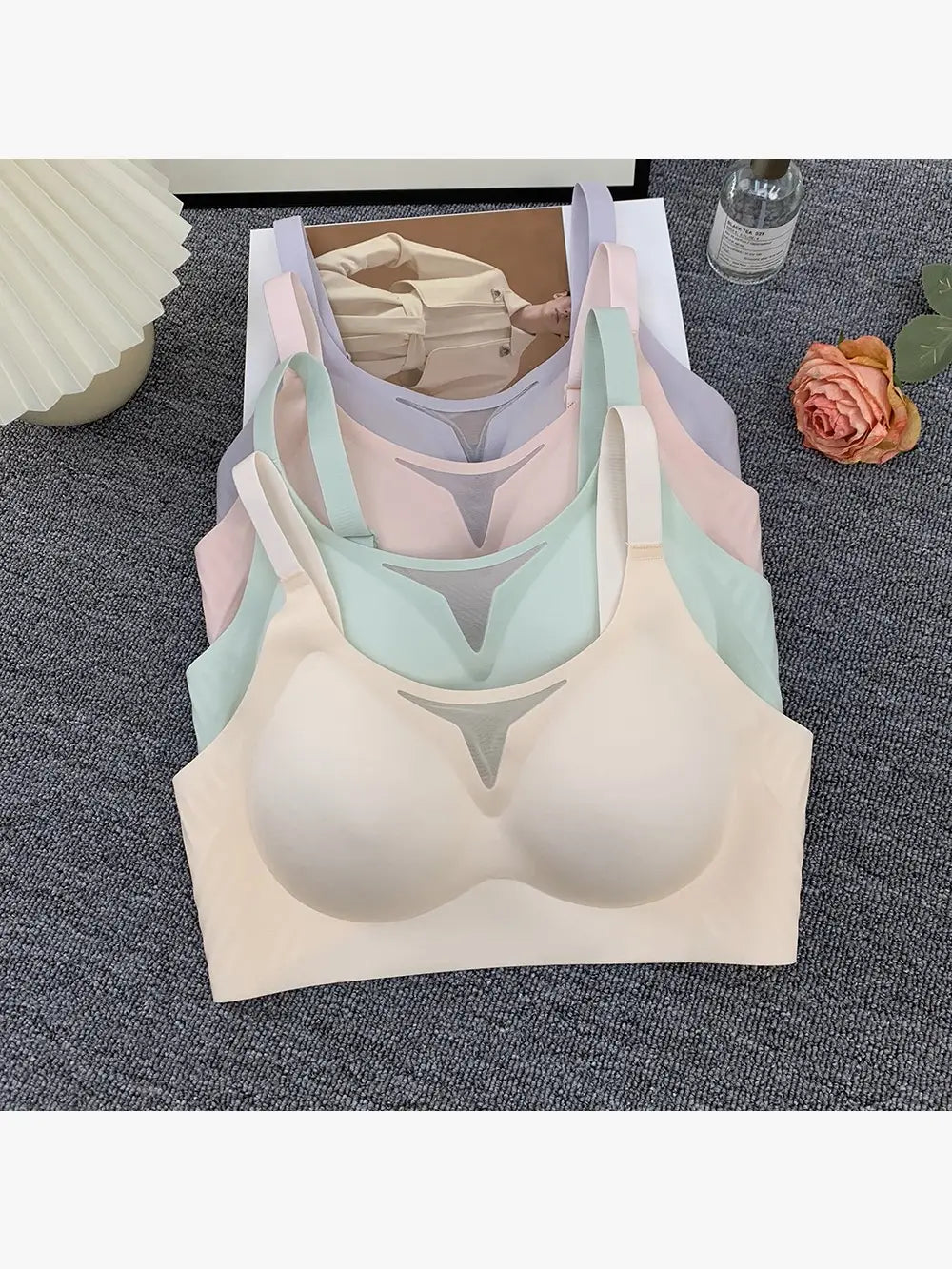 Texlina Women’s Seamless V-Cut Sports Bra – AeroFlex™ Sculpt Series (12 PCs/Pack)