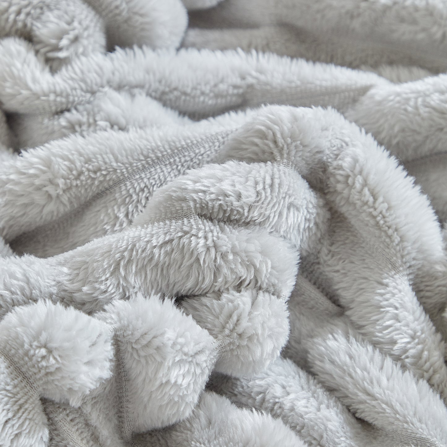 Fluffery Stripe Fleece Throw – Ultra Plush Ribbed Blanket with 1.6" Wide Channel Texture