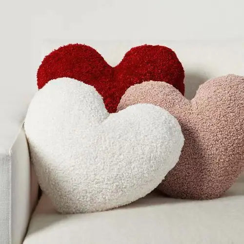 Heart-shaped plush throw pillow decoration