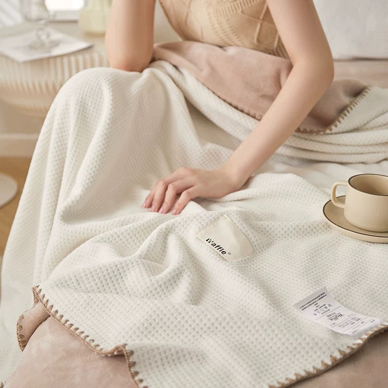 Fluffery Embossed Waffled Throw Blanket, Queen Size (50" x 60" / 130 x 150cm; 60" x 80" / 152 x 203 cm)